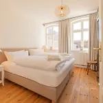 Gutshof In Liepe, 2 Hochwertige Auf 280 Qm, Kombinierbar Bis 14 Personen *