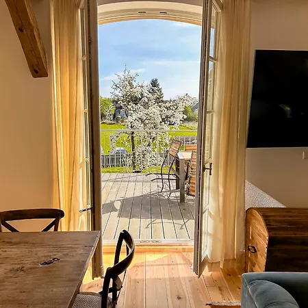 Gutshof Liepe - 8 Pers Ferienwohnung Appartement