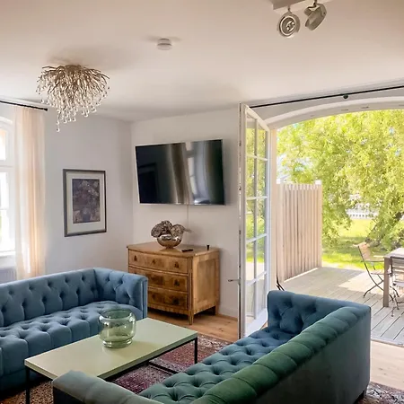 Gutshof Liepe - 8 Pers Ferienwohnung Appartement Rankwitz