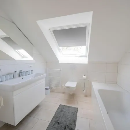 Gutshof Liepe - 8 Pers Ferienwohnung Rankwitz