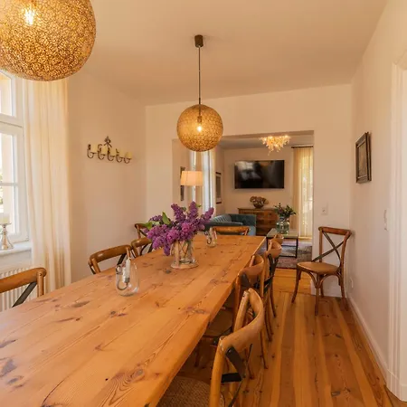 Gutshof Liepe - 8 Pers Ferienwohnung Rankwitz