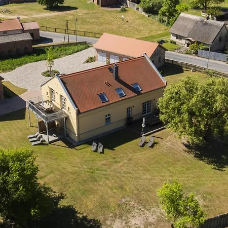 Appartement Gutshof Liepe - 8 Pers Ferienwohnung *