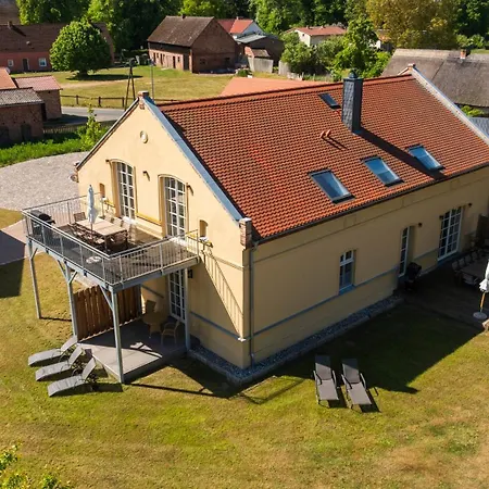 Gutshof Liepe - 8 Pers Ferienwohnung * Rankwitz